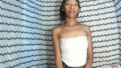 oliviah27 online show from 12-03-25, 09:13