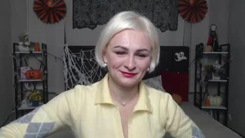 OliviaHorst online show from 10-23-25, 05:29