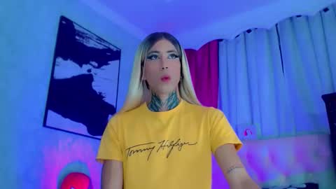 oliviahot01 online show from 05-09-26, 01:00
