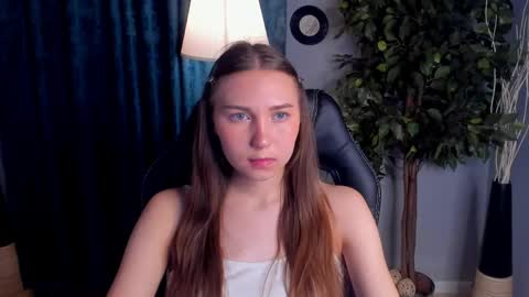 Snapshot of olivialangs chatting on 04-03-26, 11:30 olivialangs online show from 04-03-26, 11:30