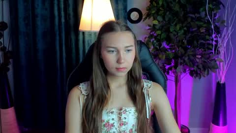 Snapshot of olivialangs chatting on 05-11-26, 11:05 olivialangs online show from 05-11-26, 11:05