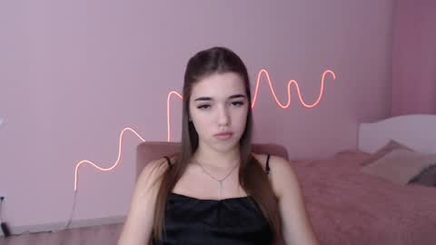 Olivia online show from 12-23-24, 07:52