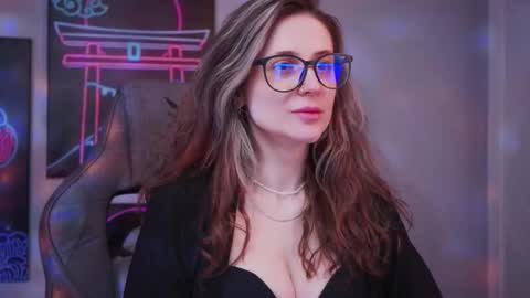 Liv online show from 02-11-26, 05:45