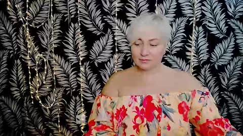 Kelly online show from 12-14-25, 12:21