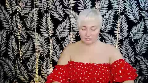 Kelly online show from 12-21-25, 01:29