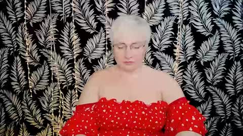 Kelly online show from 04-18-26, 10:30