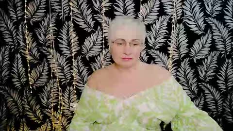 Kelly online show from 04-20-26, 10:29