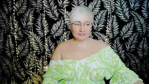 Kelly online show from 07-12-26, 10:17