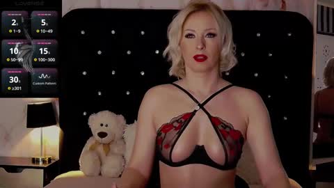 Olivia online show from 02-09-25, 06:54