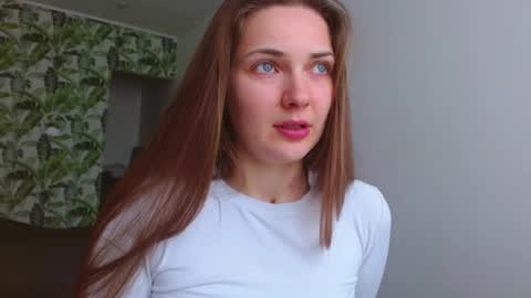 Olivia online show from 04-01-26, 04:35