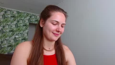 Snapshot of oliviashiny chatting on 06-24-26, 04:22 Olivia online show from 06-24-26, 04:22