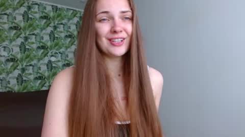 Snapshot of oliviashiny chatting on 07-12-26, 04:25 Olivia online show from 07-12-26, 04:25