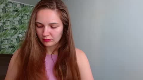 Snapshot of oliviashiny chatting on 07-27-26, 04:19 Olivia online show from 07-27-26, 04:19
