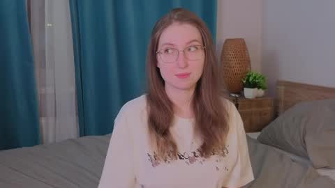 Kylie online show from 04-19-26, 07:27