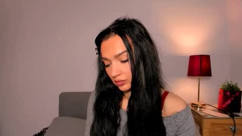 OliviaWomen online show from 01-08-26, 08:05