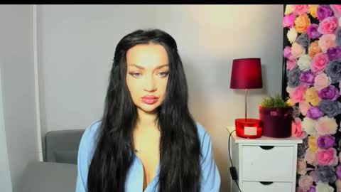 OliviaWomen online show from 01-14-26, 07:58