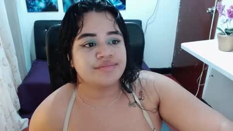 oliviia_cute online show from 01-19-26, 04:49