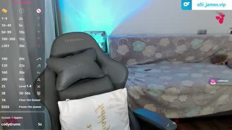 ollie_jamess online show from 03-04-26, 09:43