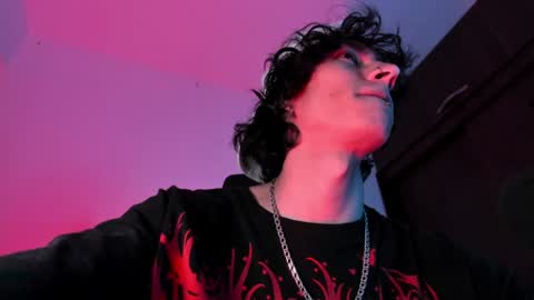     online show from 12-12-24, 06:14