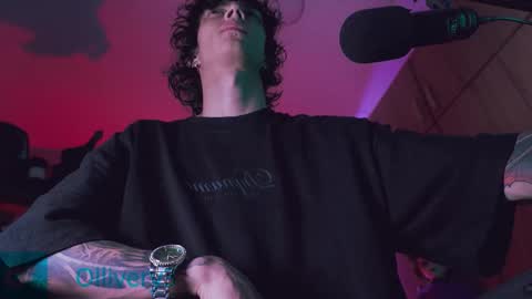     online show from 09-12-25, 05:29