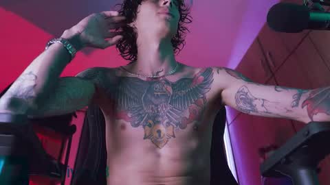     online show from 09-23-25, 06:05