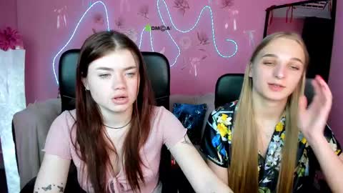Snapshot of ollivia_dream chatting on 04-25-26, 01:41 Ollivia online show from 04-25-26, 01:41