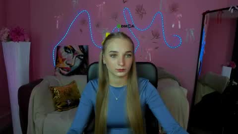 Snapshot of ollivia_dream chatting on 05-01-26, 05:56 Ollivia online show from 05-01-26, 05:56