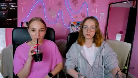 Snapshot of ollivia_dream chatting on 05-12-26, 05:48 Ollivia online show from 05-12-26, 05:48