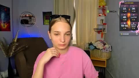 Snapshot of ollivia_dream chatting on 05-26-26, 05:58 Ollivia online show from 05-26-26, 05:58