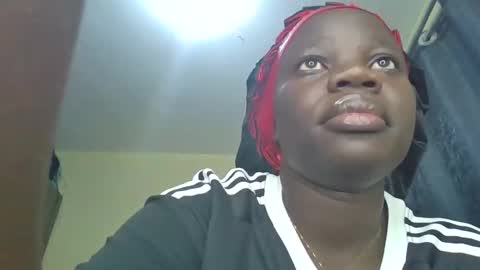 Snapshot of ollleina chatting on 05-06-26, 07:08 ollleina online show from 05-06-26, 07:08