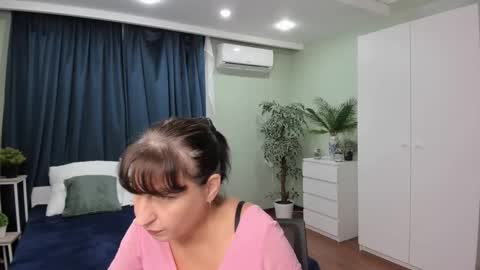 olympiakassel online show from 10-15-25, 03:39