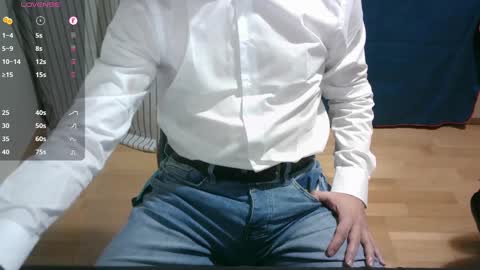 Snapshot of omar87ram chatting on 02-07-25, 06:02 Omar online show from 02-07-25, 06:02