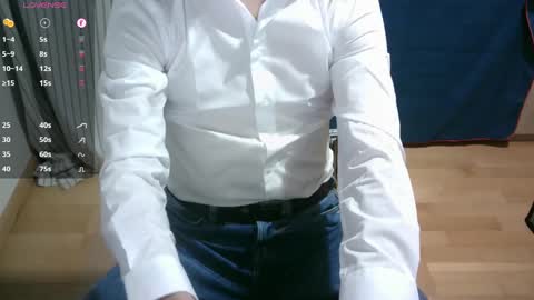 Snapshot of omar87ram chatting on 03-08-25, 08:00 Omar online show from 03-08-25, 08:00