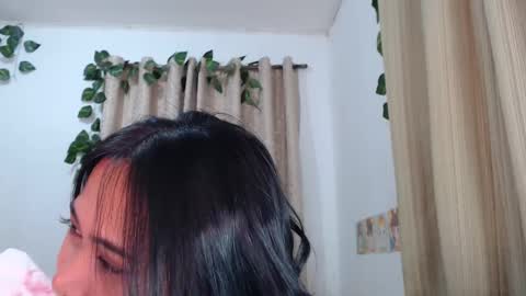 Snapshot of omariaennaid chatting on 01-04-25, 03:29 Angel online show from 01-04-25, 03:29