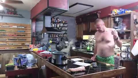 Norm online show from 05-07-26, 09:31