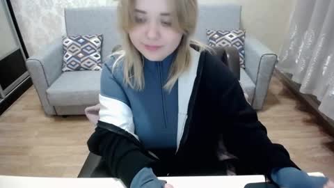 Fina online show from 09-21-25, 06:53