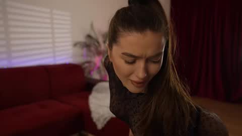    or    online show from 02-23-25, 07:17