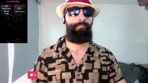 Snapshot of ona_nisme chatting on 02-15-25, 11:28 ona nisme online show from 02-15-25, 11:28