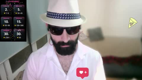 Snapshot of ona_nisme chatting on 10-25-25, 04:09 ona nisme online show from 10-25-25, 04:09