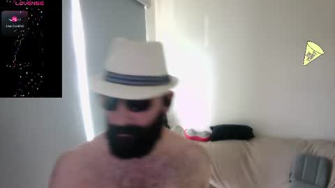 Snapshot of ona_nisme chatting on 06-21-26, 03:58 ona nisme online show from 06-21-26, 03:58