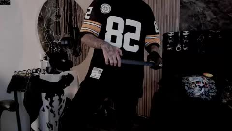     ... online show from 11-19-25, 04:01