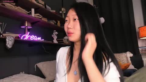 Snapshot of one_1ove chatting on 02-17-25, 12:38 Ana online show from 02-17-25, 12:38