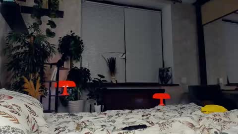 Snapshot of one_1ove chatting on 02-22-25, 01:33 Ana online show from 02-22-25, 01:33