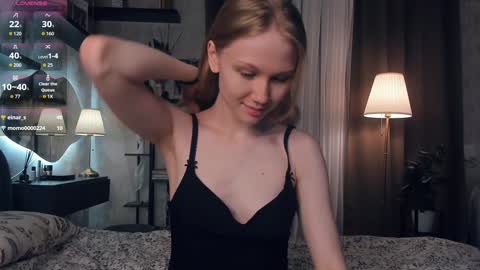 Snapshot of one_1ove chatting on 09-21-25, 07:15 Ana online show from 09-21-25, 07:15
