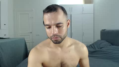 onebestlover online show from 11-12-25, 09:32