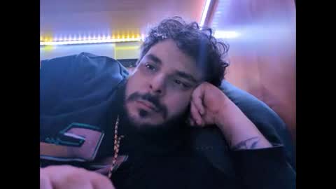 Snapshot of onecrew1 chatting on 10-13-25, 06:19 onecrew1 online show from 10-13-25, 06:19