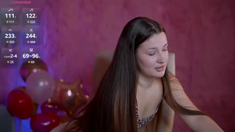 L A Y A online show from 02-10-25, 05:30