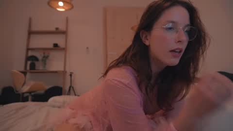 Ariel online show from 02-14-25, 09:53