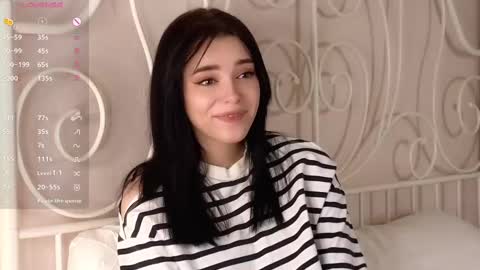 Snapshot of onemoreecall chatting on 02-23-25, 11:11 Lexi online show from 02-23-25, 11:11