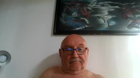 Snapshot of onemoretimebis chatting on 07-23-26, 06:33 Onemoretimebis online show from 07-23-26, 06:33
